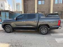 Mitsubishi l200 2025
