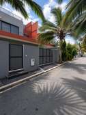 VILLA SUR LA VDN