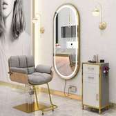 Meuble de salon de coiffure