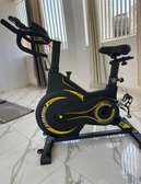 Vélo spinning semi pro