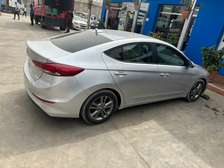 Hyundai elantra 2017