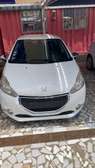 PEUGEOT 208 2015