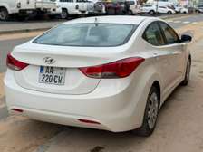 *HYUNDAI ELANTRA* Année : 2012