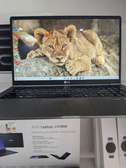 LG gram i5 ) 10e generation ) 8g de ram ) 256