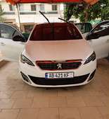 PEUGEOT 3O8 GT LINE 2017