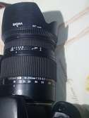 Canon 200D avec Zoom polyvalent 18-250 mm
