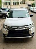 MITSUBISHI OUTLANDER 2017