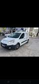 Peugeot Année 2015 3places  Diesel climatisé