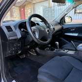 Toyota hilux invincible 2017