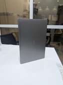 LG Gram ) 17pouces ) i7 ) 10e ) 16g de ram ) 512