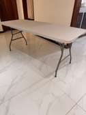 Table longue blanche