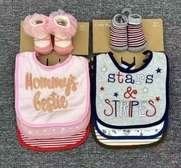 LOT DE BAVOIRS ET CHAUSSONS