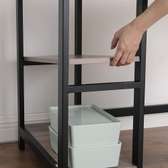 Bureau d'angle bois clair métal noir design épuré