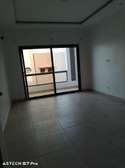 Appartement vide à louer au Point E