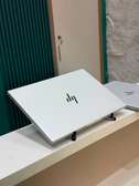 Hp elitebook 8 G1a 16