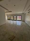 VILLA D'EXCEPTION À LOUER DANS UNE ZONE PREMIUM DE DAKAR