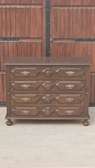 Commode