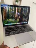 Macbook 2019 core i5