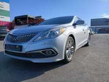 HYUNDAI GRANDEUR 2016
