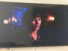LG 60 pouces Full HD TV écran plat noir