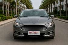 TRANSFERT VIP EN FORD FUSION DAKAR – AIBD – MONUD