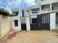 Villa à louer Cité Africa