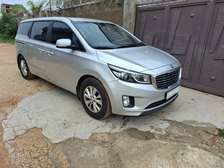 Kia Carnival 10 places