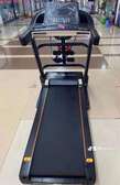 Tapis roulant électrique noir avec écran et support