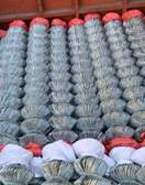 Balais fibres naturelles gris manche rouge lot pro
