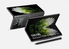 Tecno Phantom V Fold2 drone pliable blanc compact