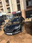 Location de voiture Renault SM6