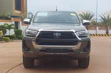 TOYOTA HILUX 2021