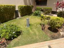Appartement haut standing f4 sis aux almadies