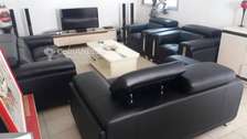 Salon 7 place en Semi cuire disponible comman minimum 7