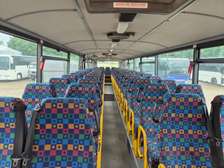 Bus 63 places Venu récemment au Sénégal