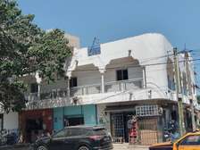 Villa R+1 à vendre à LIBERTE 6