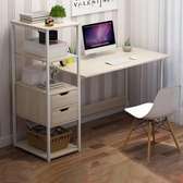 BUREAU D’ORDINATEUR AVEC ETAGERE BEIGE