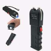 Matraque Taser électrique corps à corps