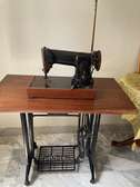 Table machine à coudre