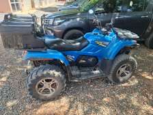 Quad 150cc 4x4 bleu coffre arrière polyvalent