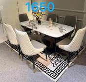 Table 6 chaises