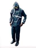 Manteau et combinaison de protection contre la pluie