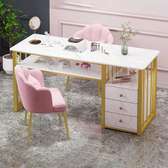 Table  GM en bois marbré pied en fer avec tiroir