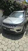 Jeep Compass 2018 SUV argent robuste et polyvalent