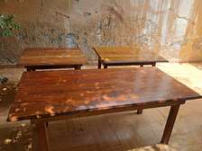 Lot de 6 tables en bois