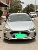 Hyundai Elantra berline argent 2017