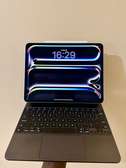 iPad Pro 13 M4 + Magic Keyboard + Apple Pencil Pro + Pitaka