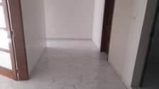 Appartement neuf aux Mamelles Cité Mbakiou faye