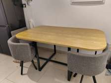 Table à manger bois clair 4 chaises gris clair