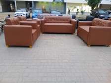 Salon 7 place vip capitone